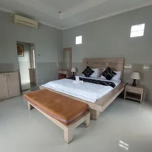 3* Guest house Aya Redpartner